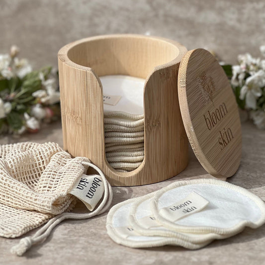Natural Skincare Accessories UK: A Buyer’s Guide to Sustainable Self-Care