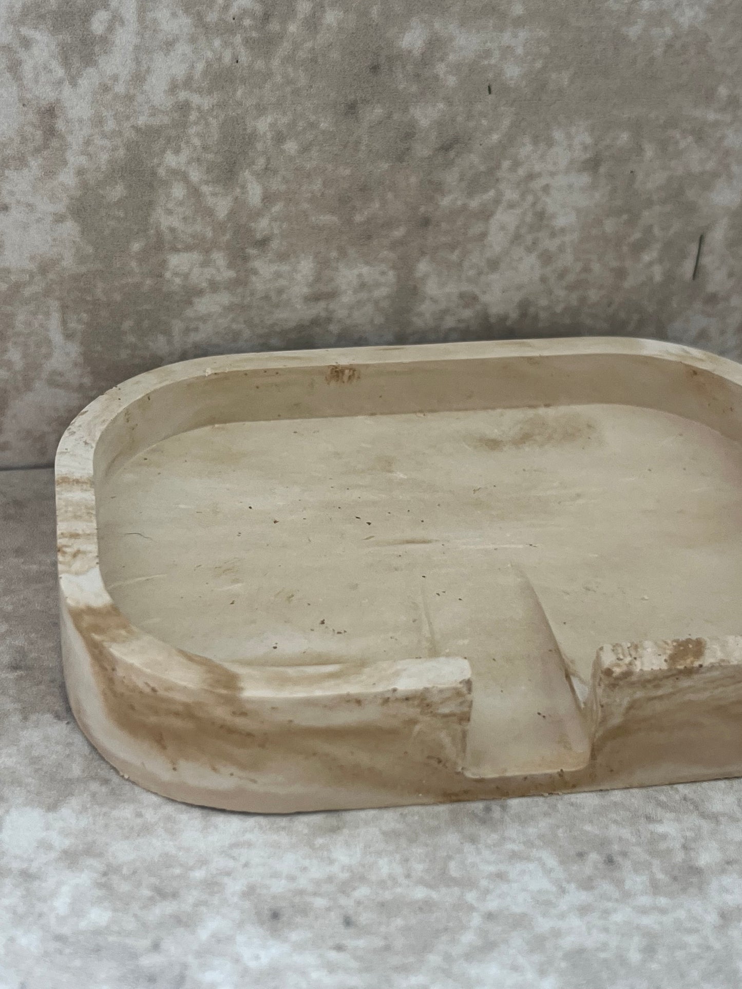 The Caia Dish