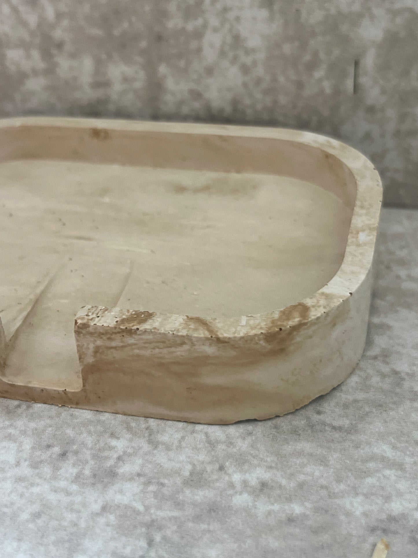 The Caia Dish